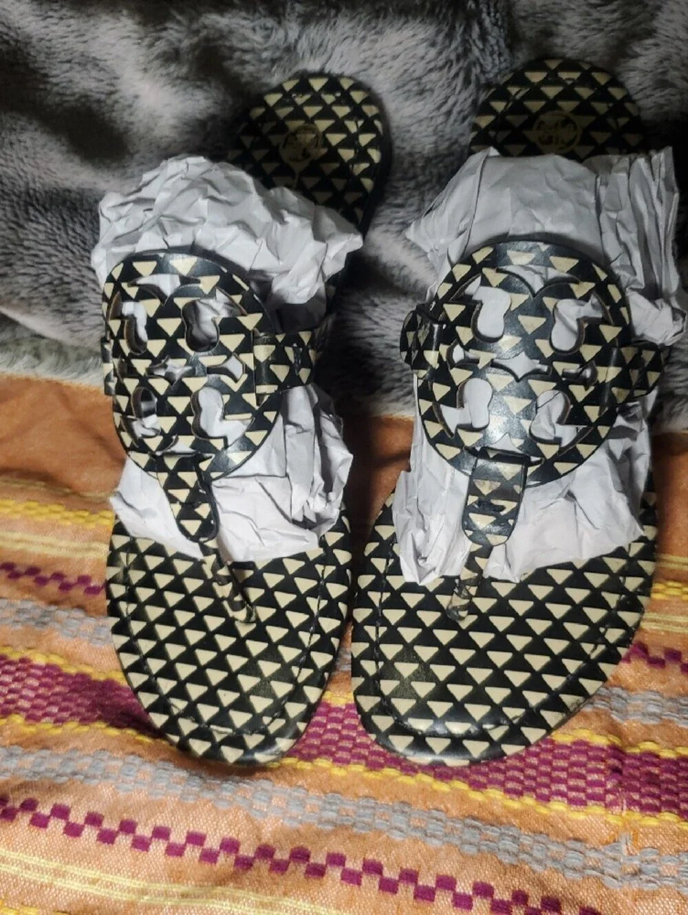 Tory Burch Miller Black&Cream Geometric Thong Sandals Size 7.5